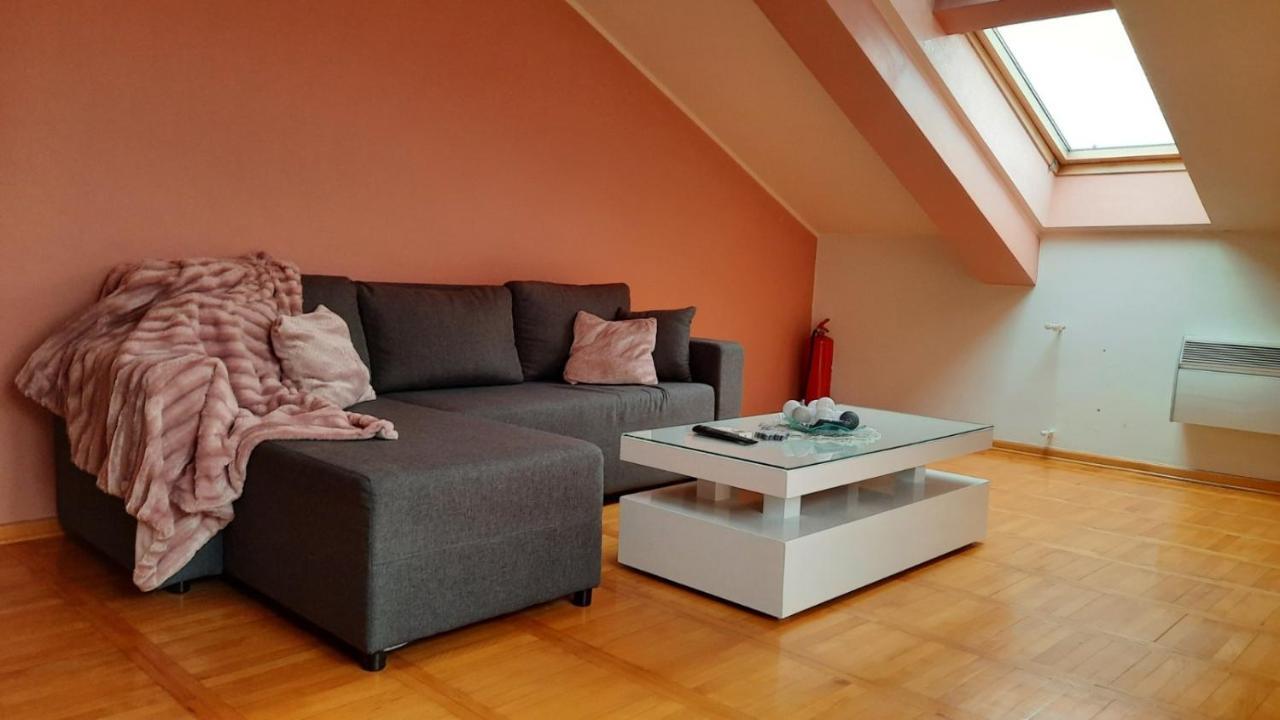 Loft Apartman Jagodina Eksteriør billede